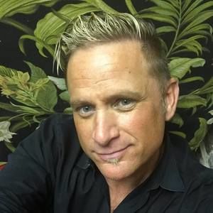 Meet your Posher, Eric